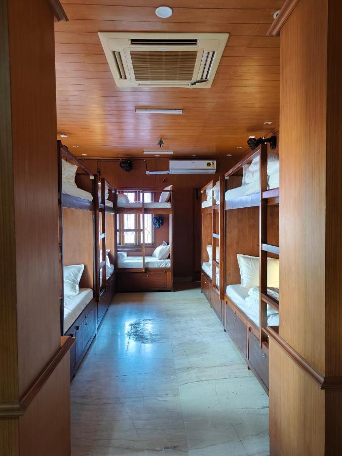 Unpack Hostel Puducherry Zewnętrze zdjęcie